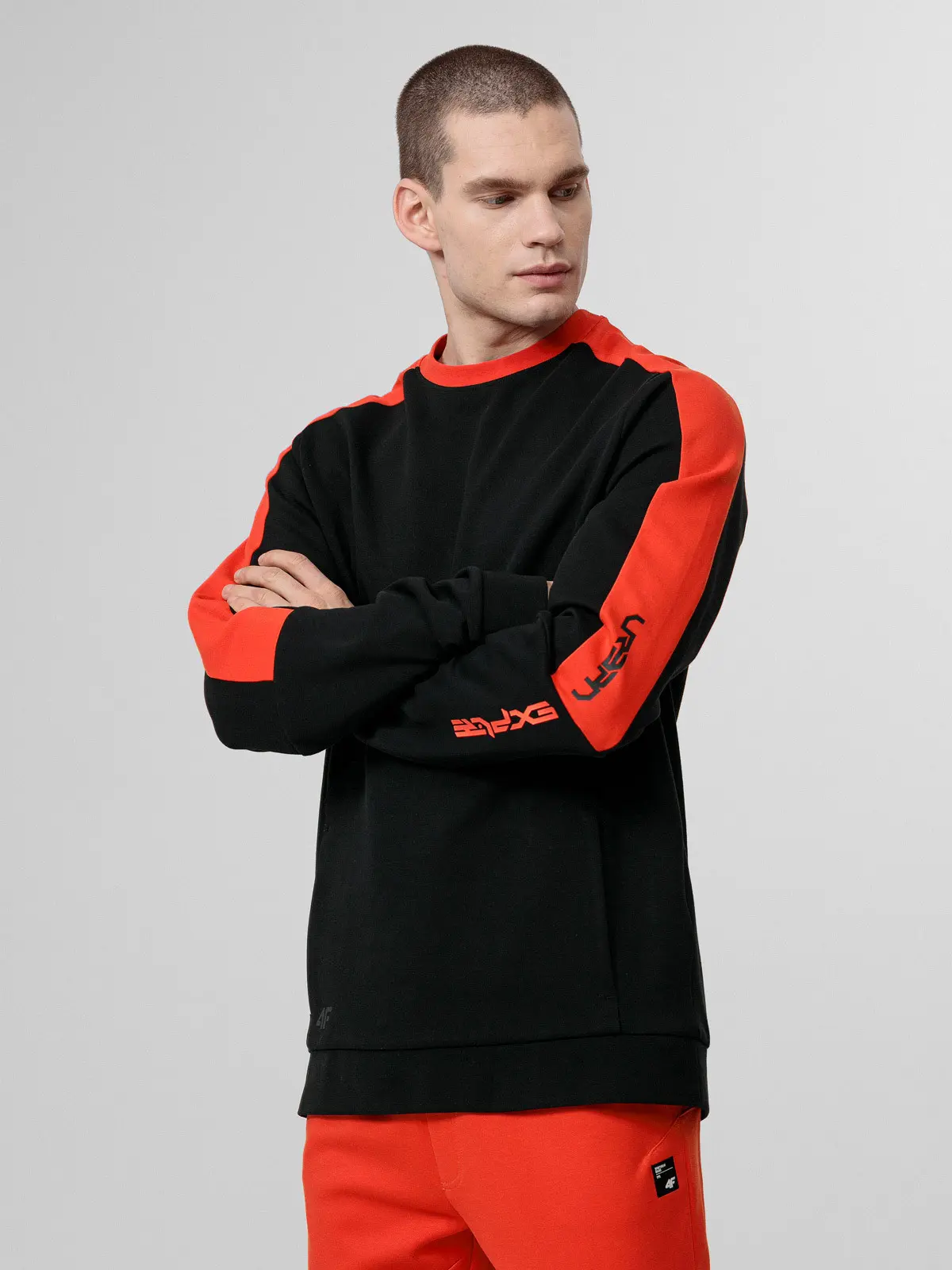 4F H4L22-BLM011 DEEP BLACK Pánská mikina US