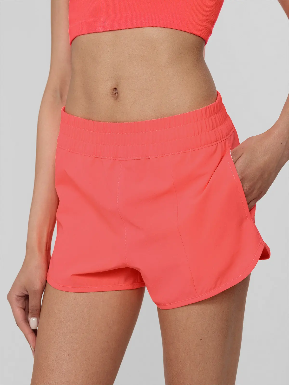 4F H4L22-SKDT016 CORAL NEON Dámské kraťasy US