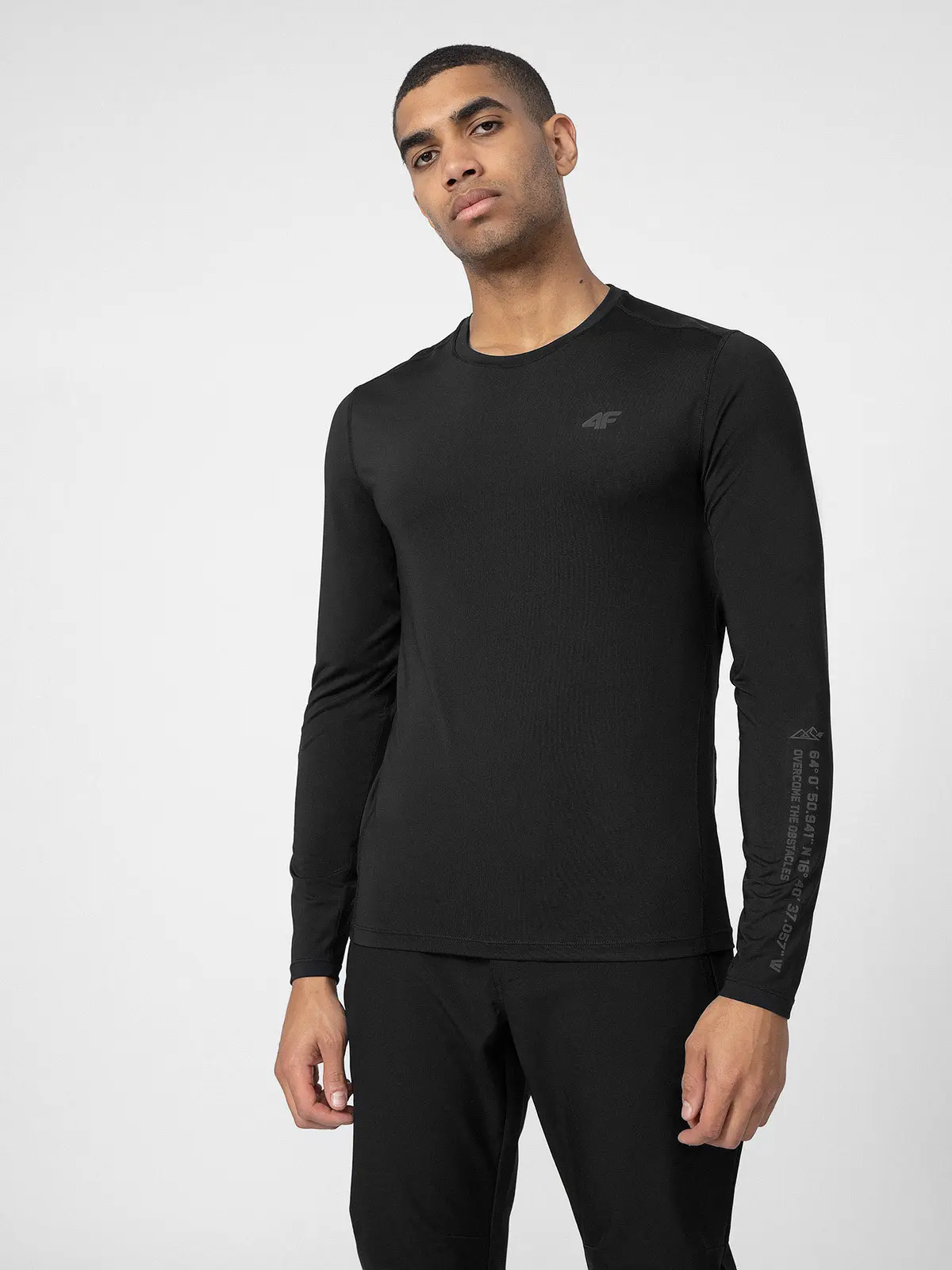 4F 4FSS23TFLOM081 DEEP BLACK Pánské tričko US XL 4FSS23TFLOM081 DEEP BLACK