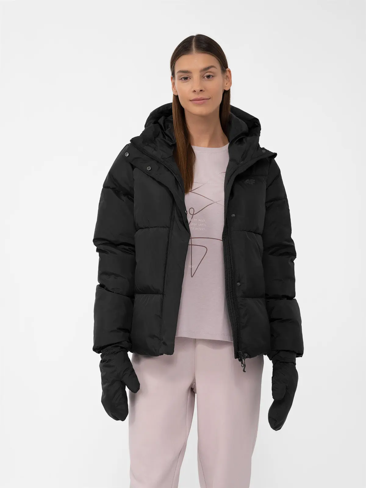 4F 4FAW23TDJAF234 DEEP BLACK Dámská bunda s rukavicemi US XL 4FAW23TDJAF234 DEEP BLACK