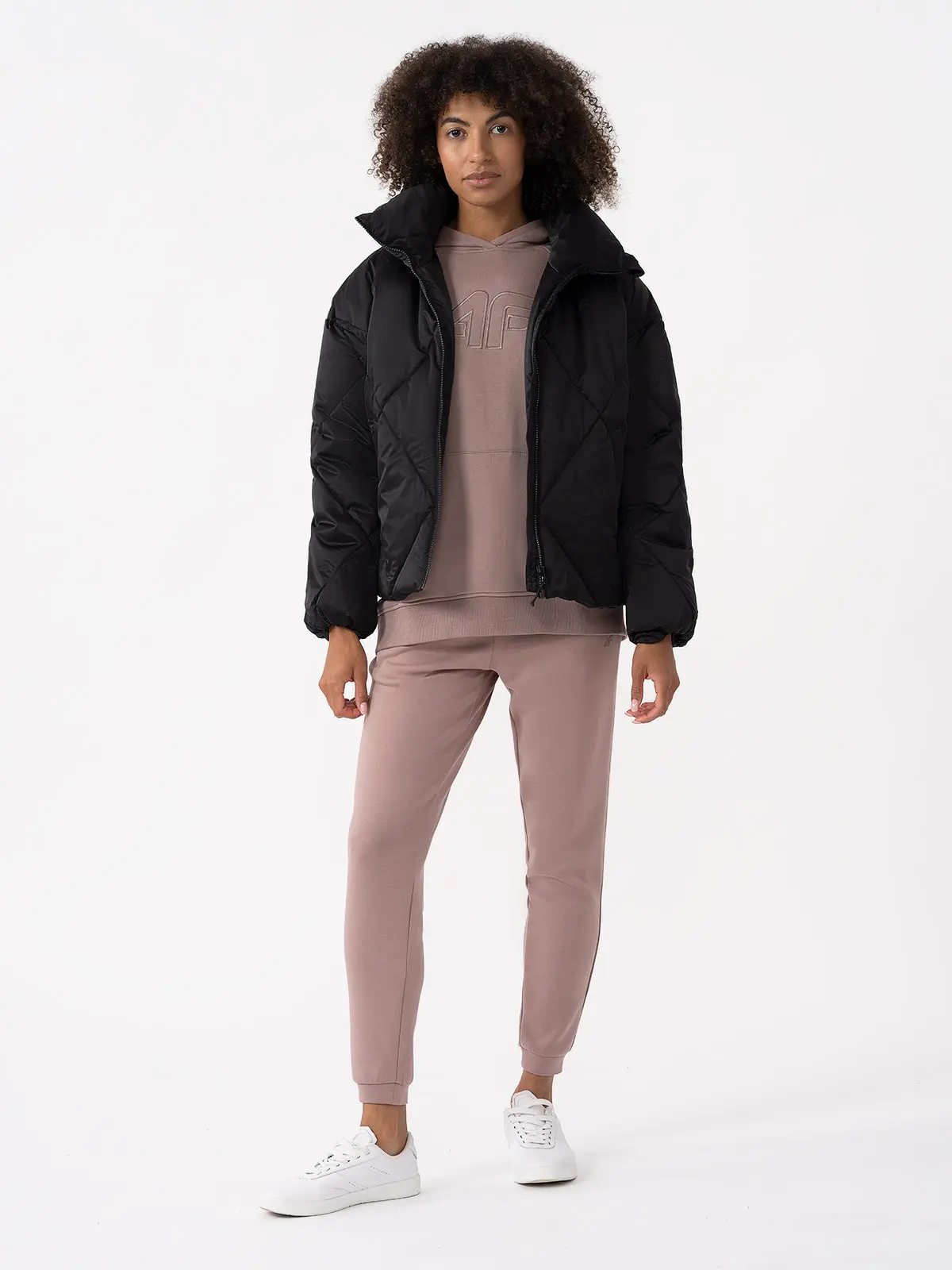 4F 4FAW23TDJAF232 DEEP BLACK Dámská bunda US