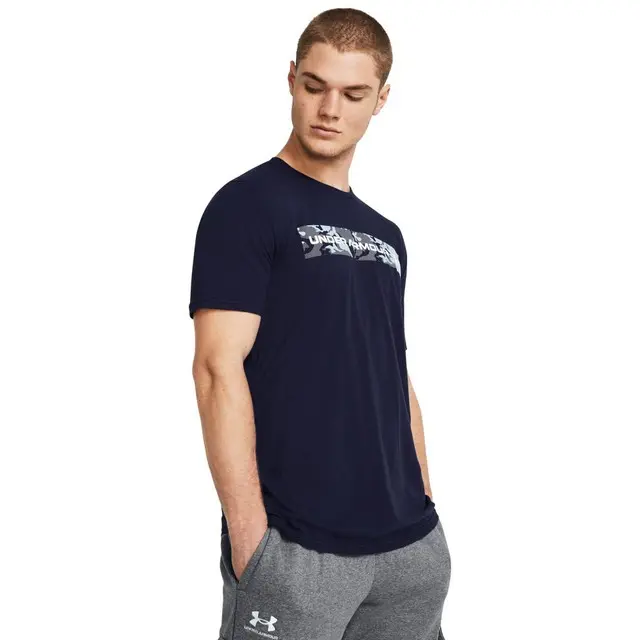 Under Armour UA CAMO CHEST STRIPE SS Pánské tričko US