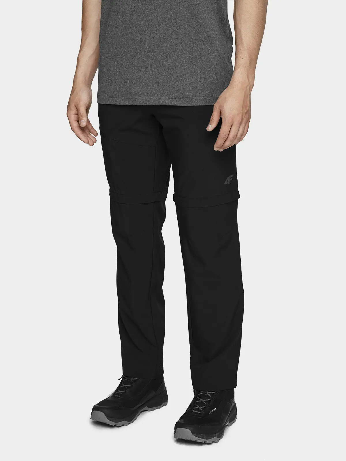 4F H4L21-SPMTR061 DEEP BLACK Pánské odepínací kalhoty US M H4L21-SPMTR061 DEEP BLACK