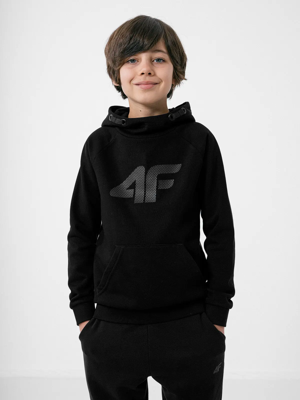 4F HJZ22-JBLM002 DEEP BLACK Dětská mikina EU