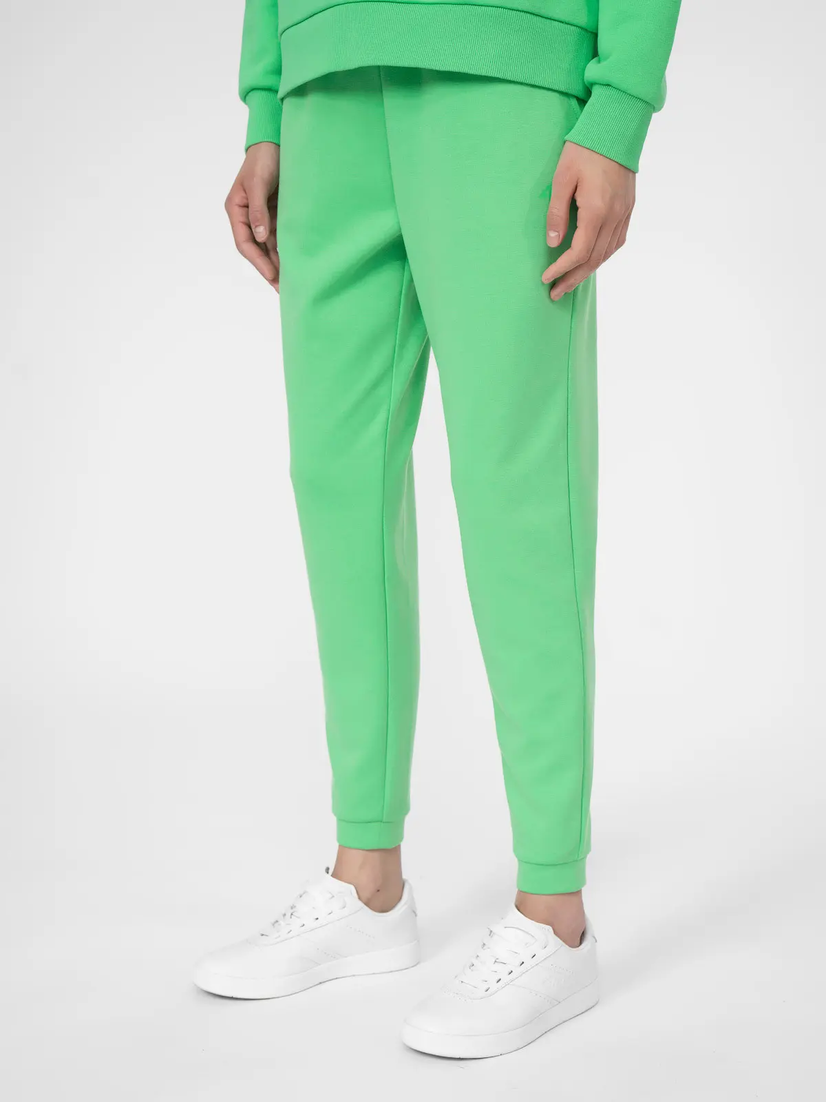 4F 4FSS23TTROF333 GREEN Dámské tepláky US