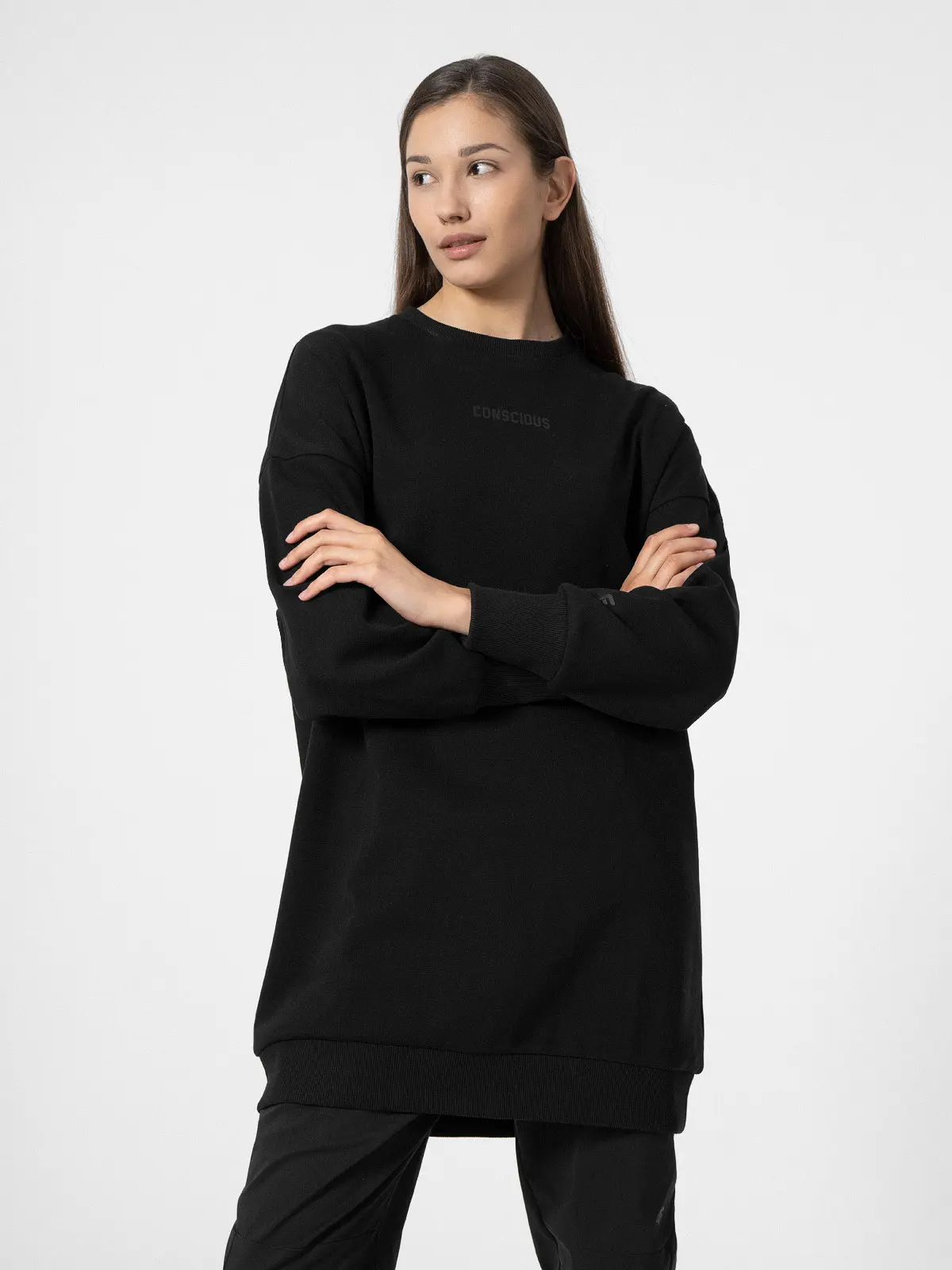 4F 4FSS23TSWSF251 DEEP BLACK Dámská mikina US L 4FSS23TSWSF251 DEEP BLACK