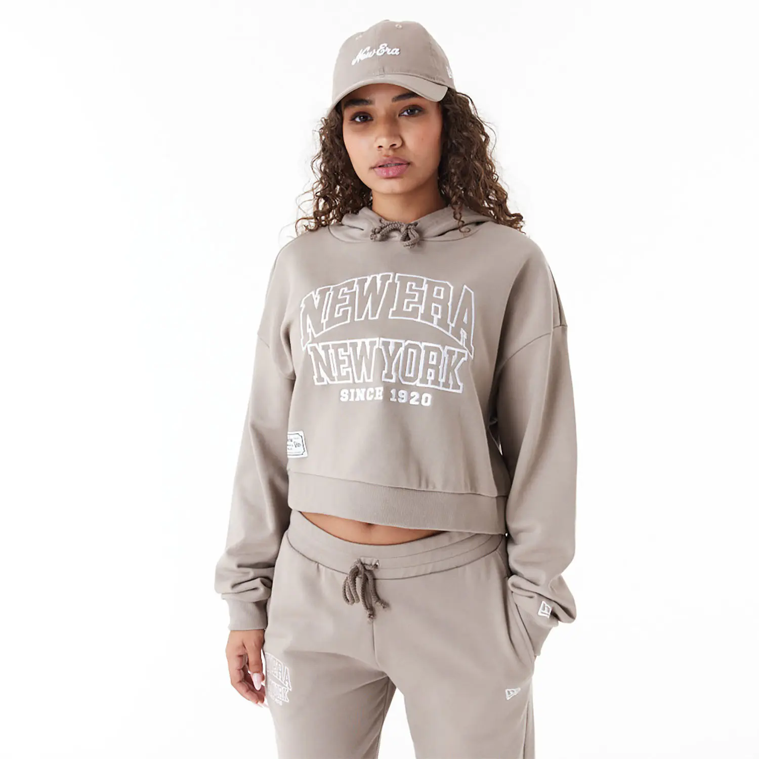 NEW ERA Arch wordmark crop hoody Dámská mikina US