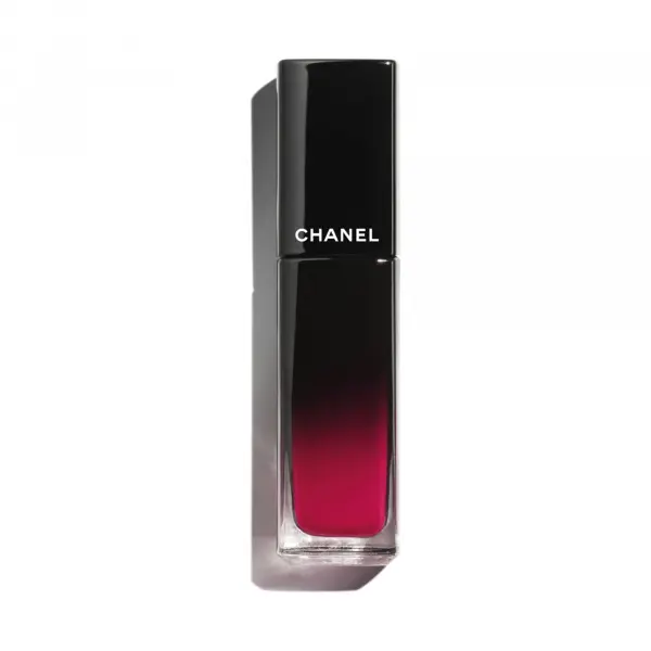 CHANEL ROUGE ALLURE LAQUE TEKUTÁ RTĚNKA S DLOUHOTRVAJÍCÍM LESKEM - 70 IMMOBILE 5.5ML 5 ml