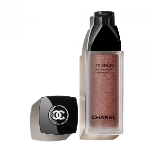 CHANEL Les beiges Tvářenka svěží jako voda - INTENSE CORAL 15 ml