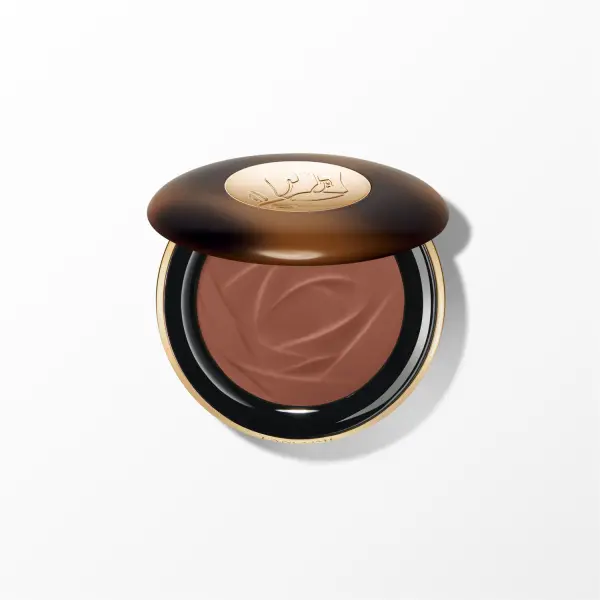 Lancôme Teint Idole Ultra Wear C.E. Skin Transforming Bronzer 24hodinový bronzer se sérem - 07 Deep 10 g