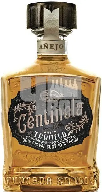 Centinela Aňejo 38 % 0,7 l