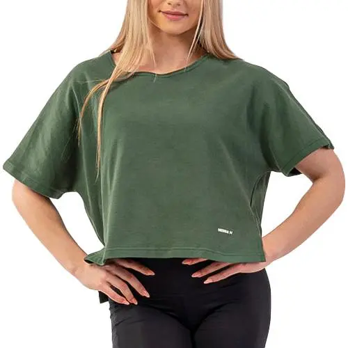 Nebbia Volné crop tričko „The Minimalist“ z organické bavlny 417 dark green