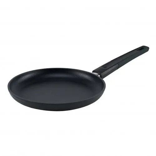Pánev Vega Remoska - Černá, 24 cm – univerzální pánev s nízkým okrajem Remoska.