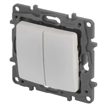 Legrand Niloé vypínač č.5 bílá 764506