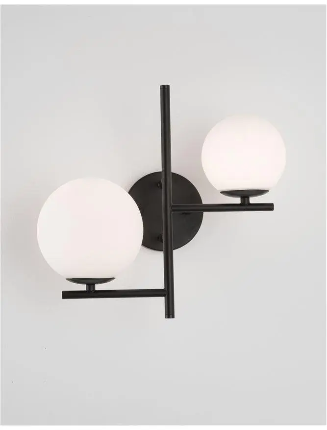 NOVA LUCE nástěnné svítidlo IMPERO bílé matné sklo černý kov E14 2x5W 230V IP20 bez žárovky 9190421