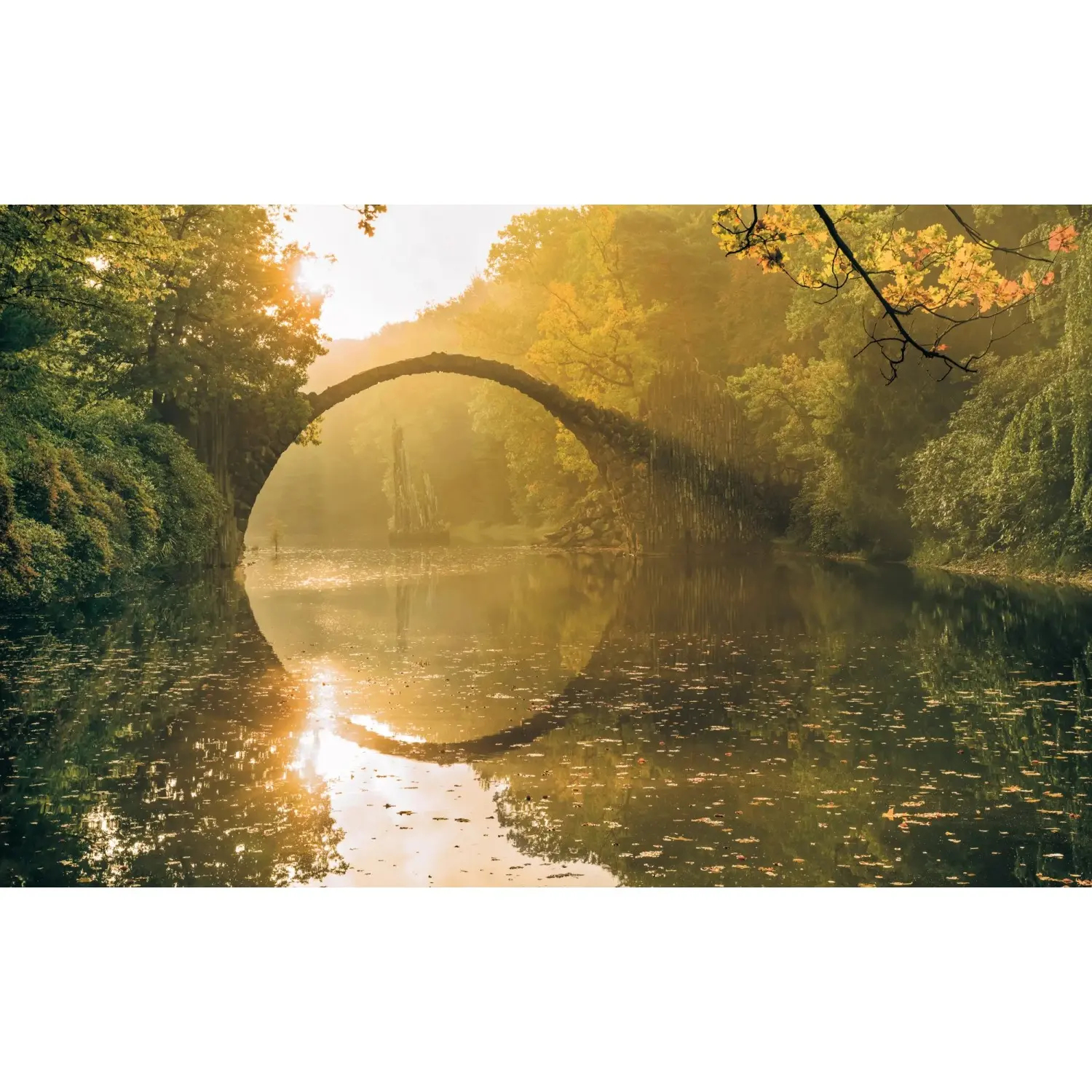 Komar Vliesová fototapeta Devil's Bridge 400 x 250 cm