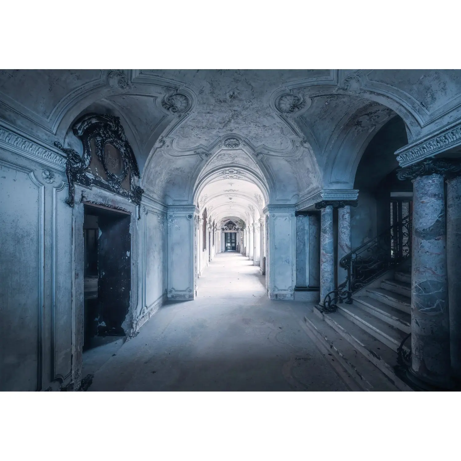 Komar Vliesová fototapeta Villa Blue 400 x 280 cm