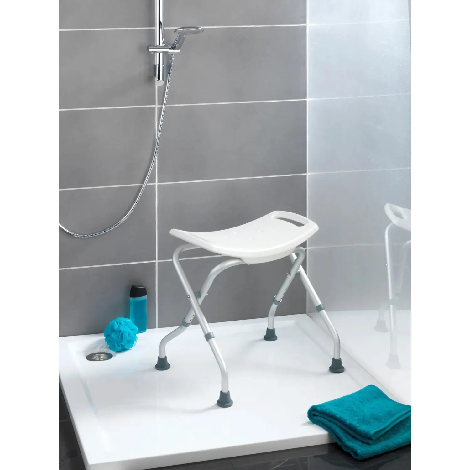 Wenko Koupelnová stolička Secura skládací plast 53,5 cm x 44,5-48,0 cm x 40-47 c