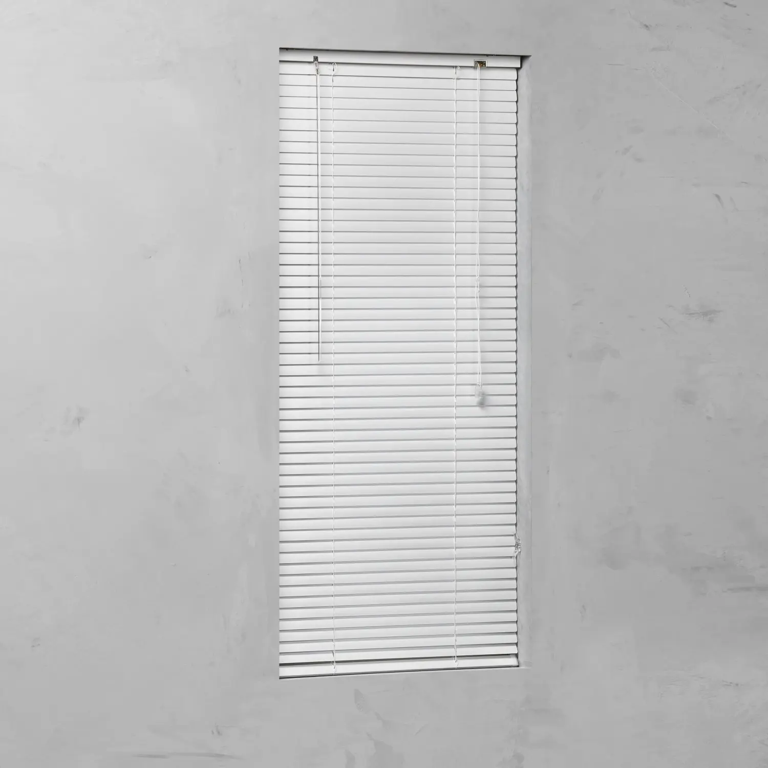 Hliníková žaluzie Venetian bílá 25 mm, 120 x 175 cm