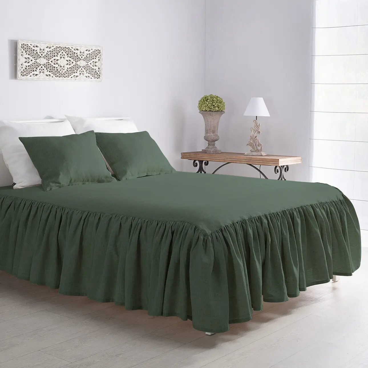 Dekoria Přehoz Linen Frilly 160x210 cm zelený, 160 x 210 cm