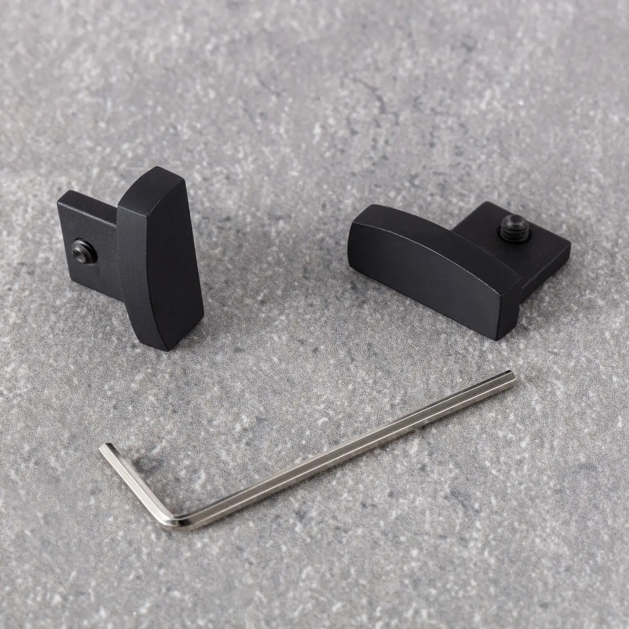 Dekoria Prémiová krytka stropní lišty Premium černá 2ks., 1 x 2 x 2,5 cm