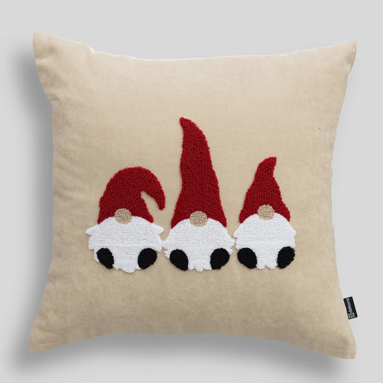 Dekoria Potah na polštář Jolly Gnomes Red 43x43 cm, 43x43 cm