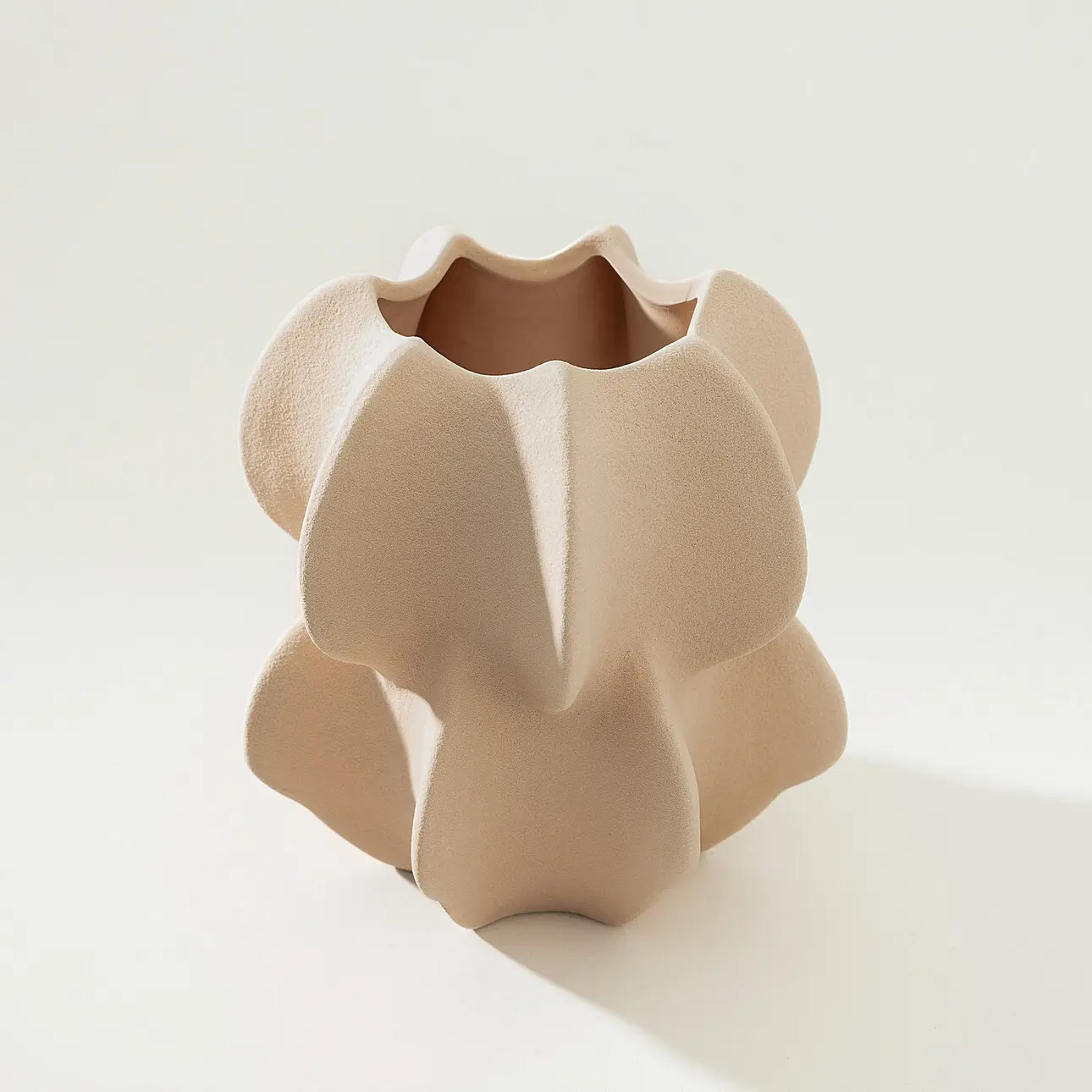 Dekoria Kamionková váza Petal Pink II 15x17 cm, 15x15x17 cm
