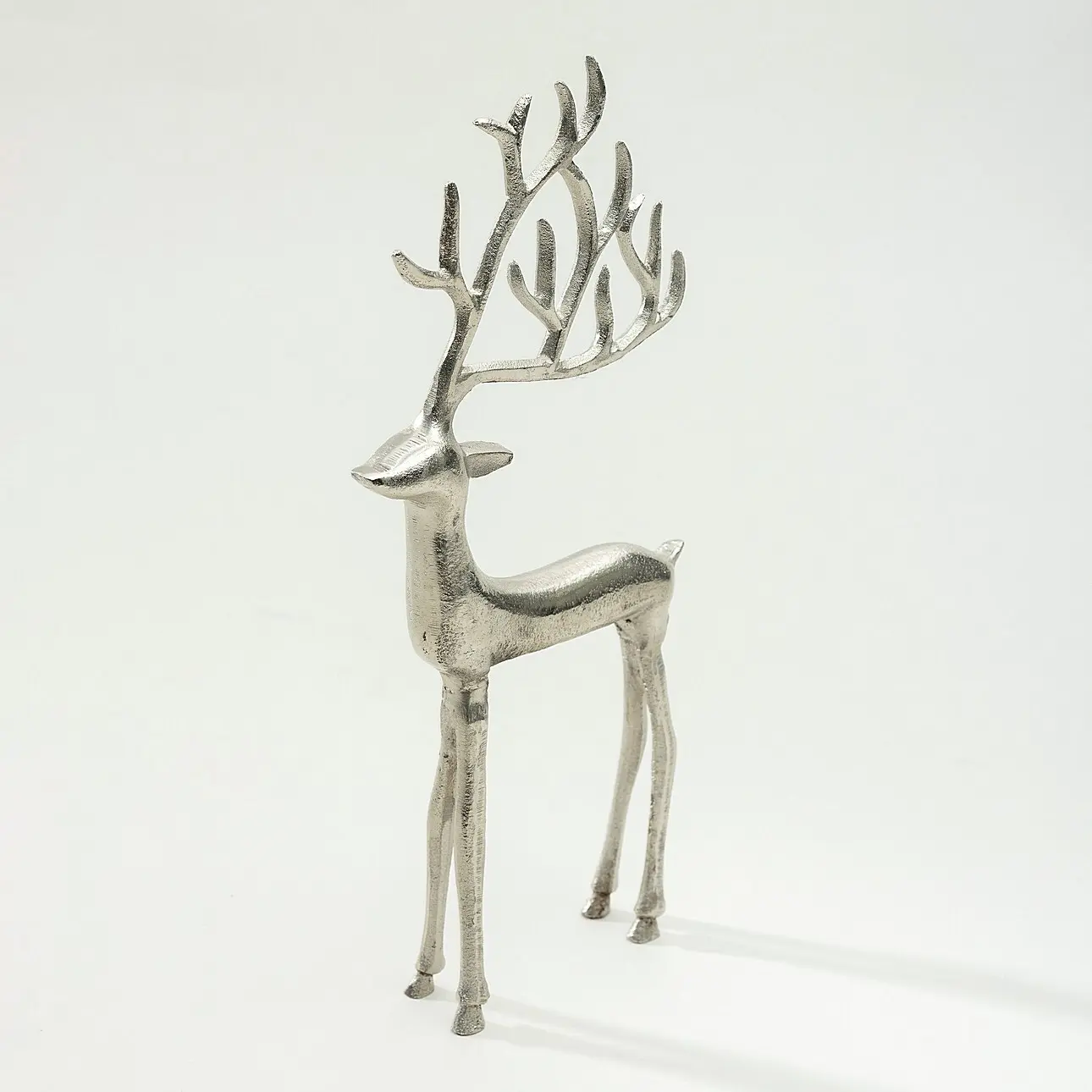 Dekoria Figurka Silver Deer I 36 cm, 17x4x36 cm