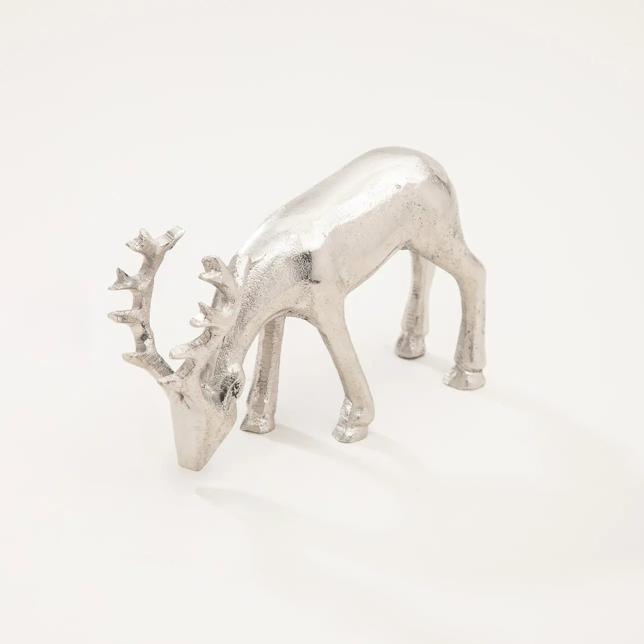 Dekoria Figurka Silver Deer III 18x5x11 cm, 18x5x11 cm