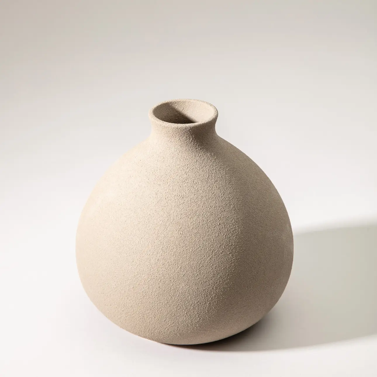 Dekoria Vase Nordic Clay 17x17x20 cm, 17x17x20 cm
