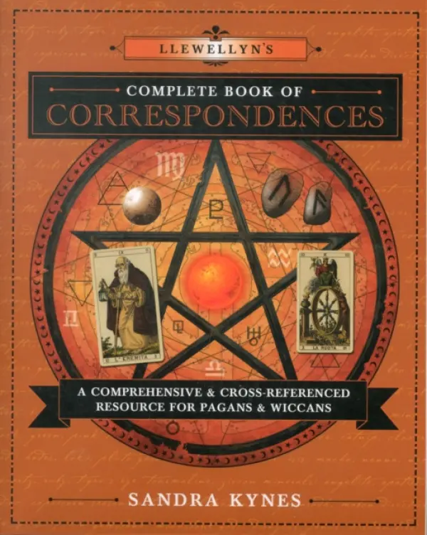 Llewellyn's Complete Book of Correspondences - Kynes, Sandra
