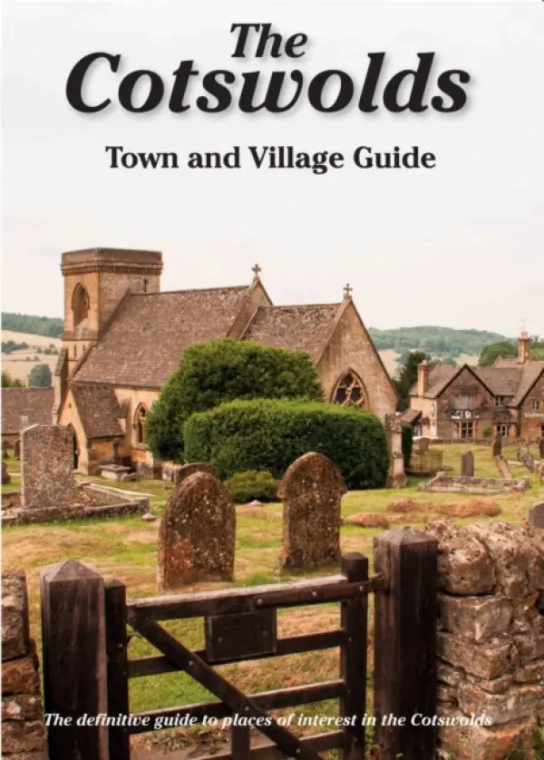 Cotswolds Town and Village Guide - Titchmarsh, Peter