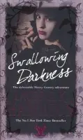 Swallowing Darkness - Hamilton, Laurell K