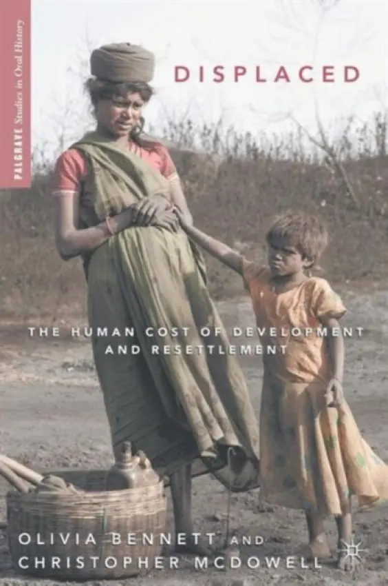 Displaced - Bennett, O. a McDowell, C.