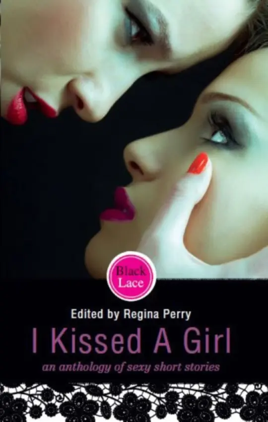 I Kissed a Girl - Perry, Regina
