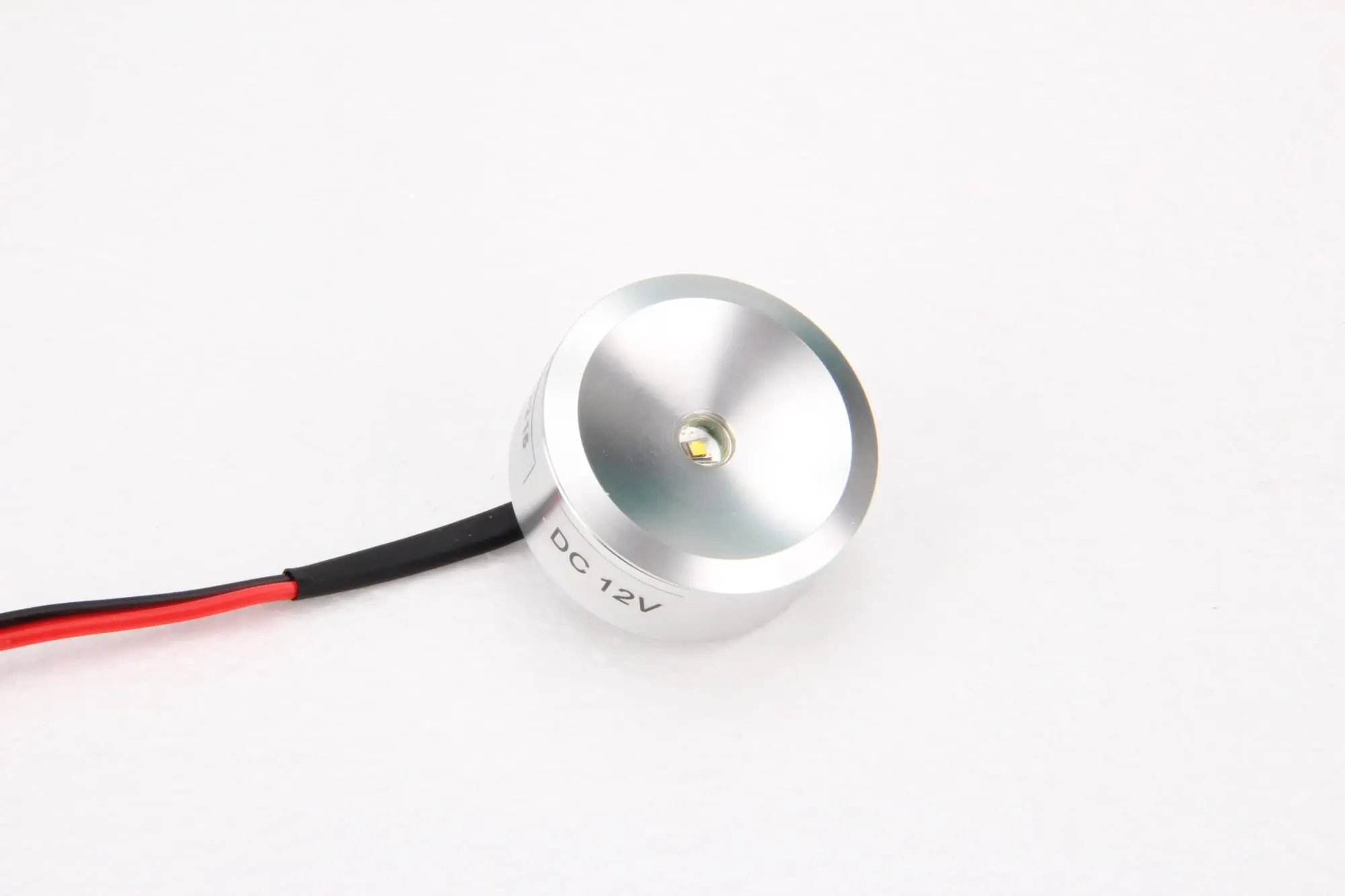 LED svítidlo TLN-C3W-120