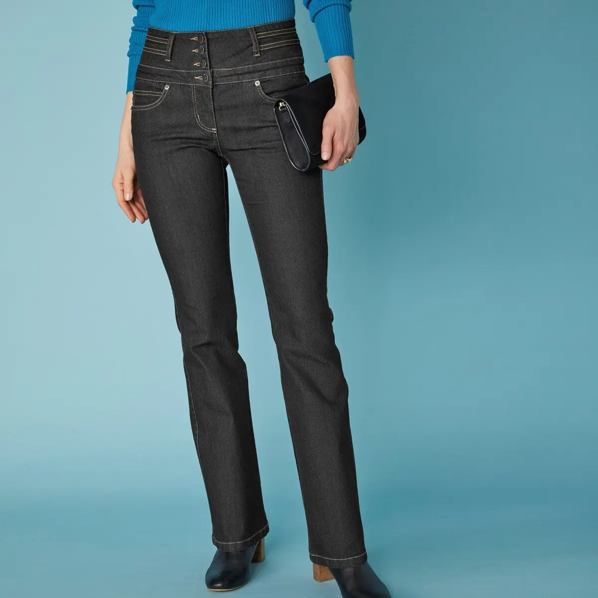Bootcut džíny s vysokým pasem, pro vyšší postavu