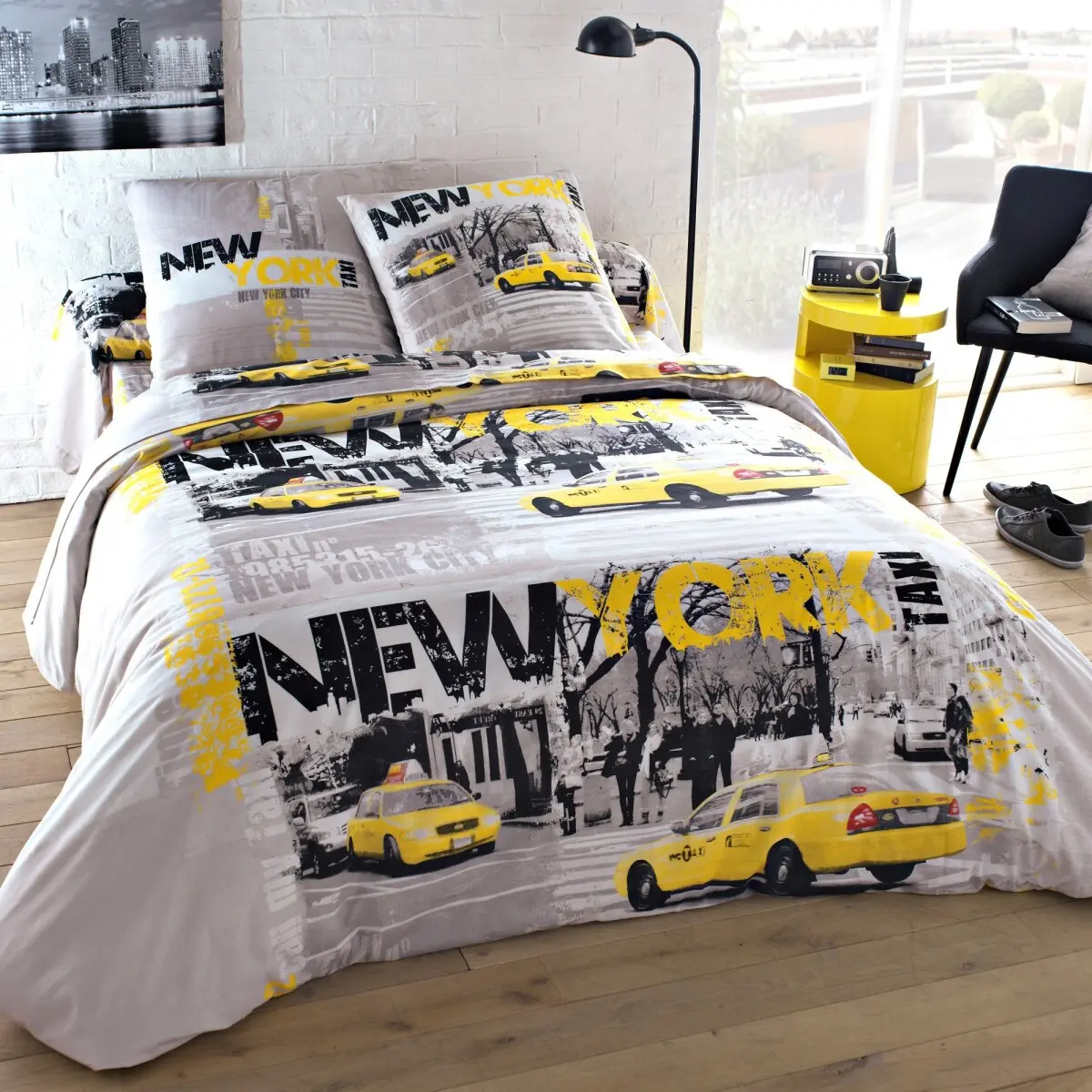 Povlečení pro teenagery z polycotonu, potisk Taxi šedá povlak na pol.65x65 cm,bez lemu