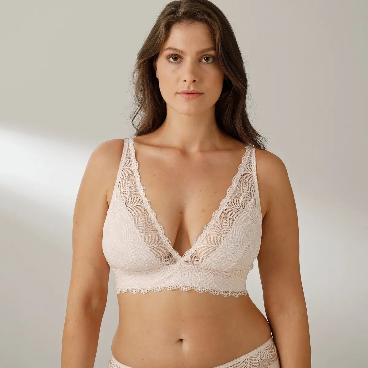 Krajková podprsenka bralette Taripa, bez kostic