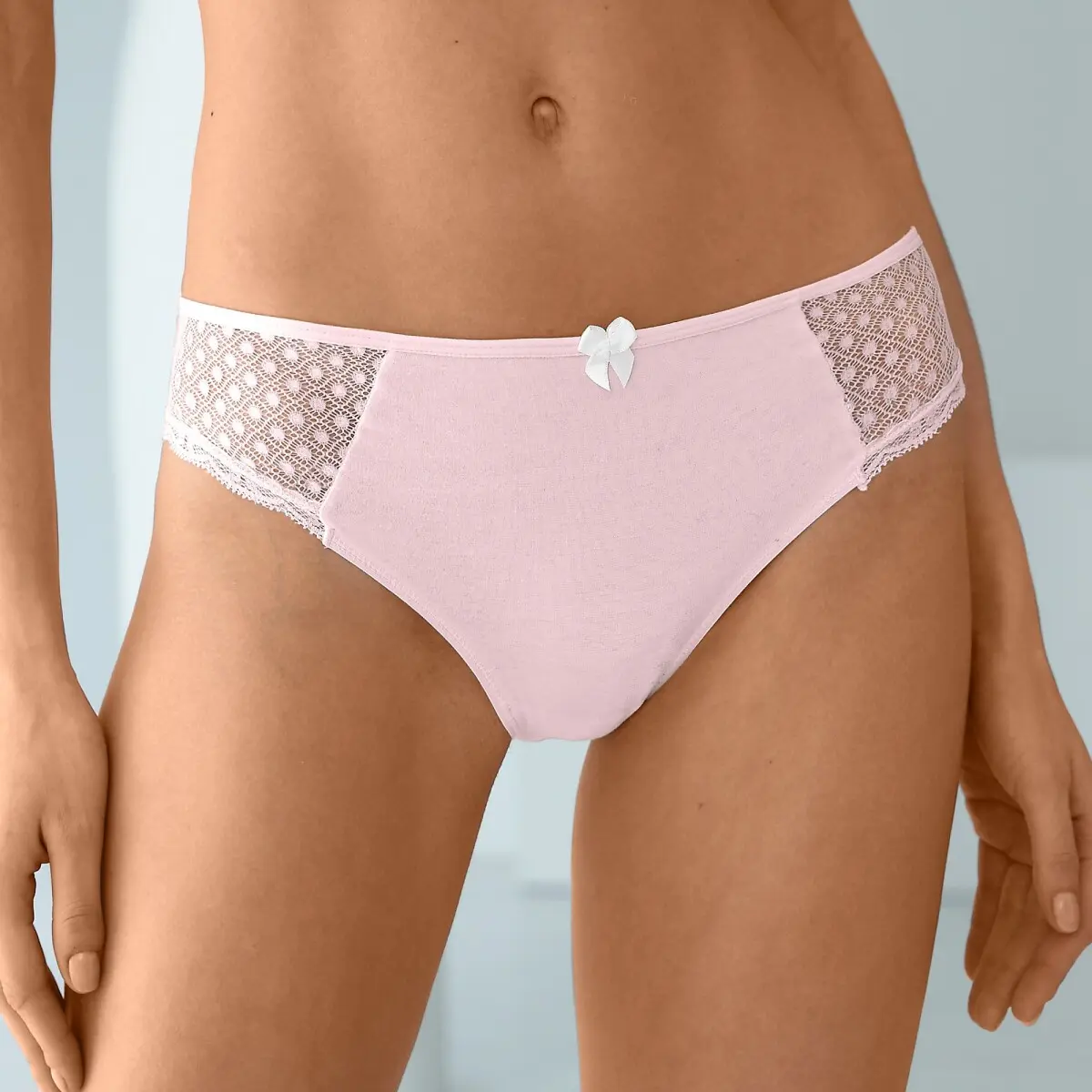 Sada 4 jednobarevných kalhotek midi Tropea zn. Confidence Lingerie® ze strečové bavlny a krajky