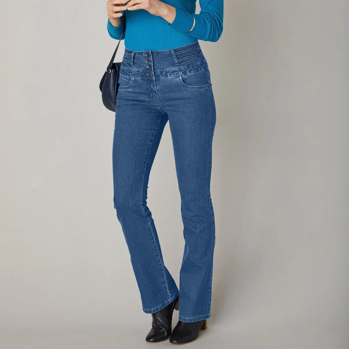 Bootcut džíny s vysokým pasem, pro menší postavu