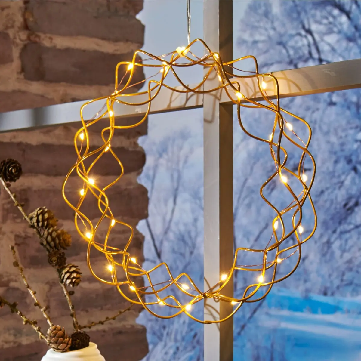 LED věnec k zavěšení