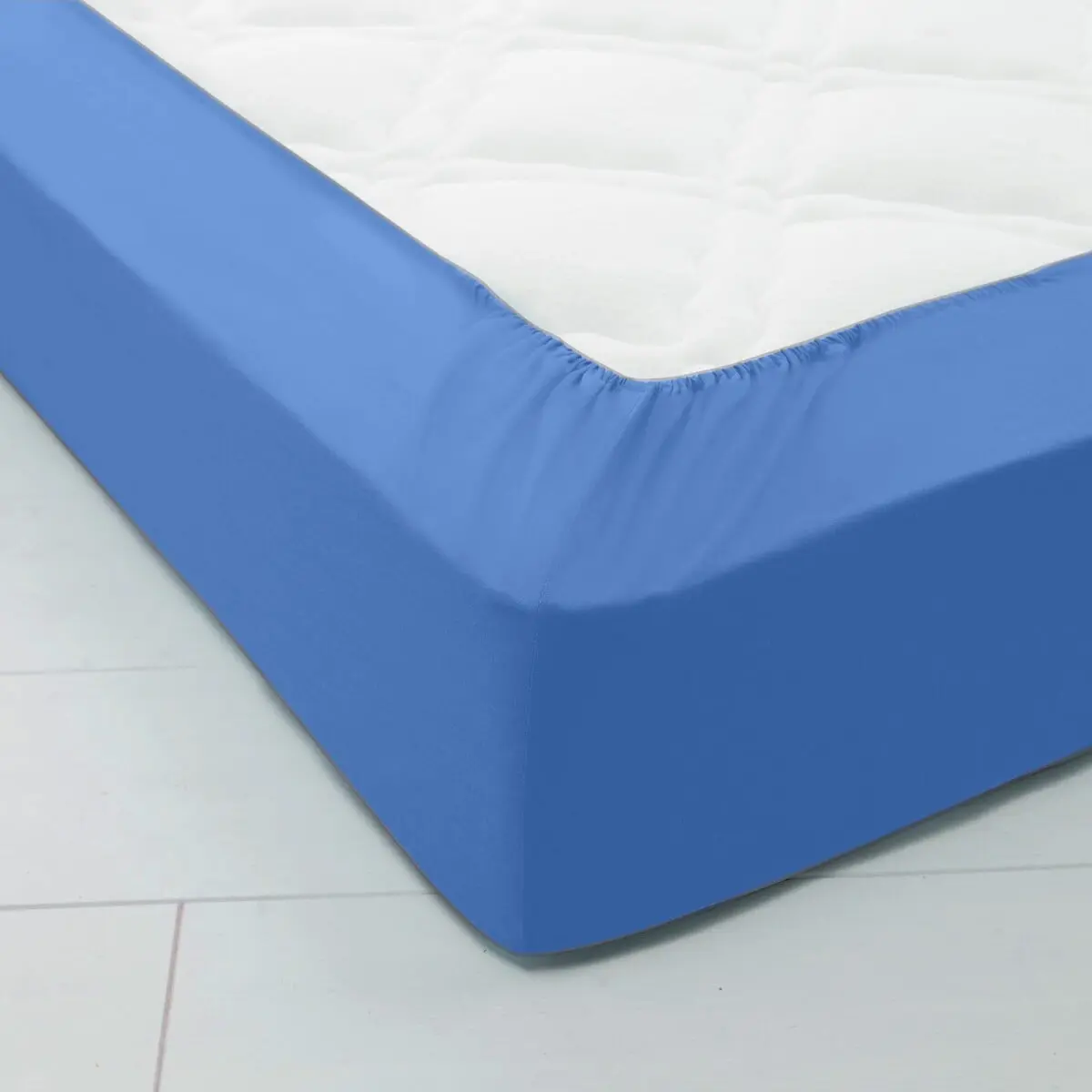 Jednobarevné napínací prostěradlo zn. Colombine® s hloubkou rohů 32 cm, z bavlny
