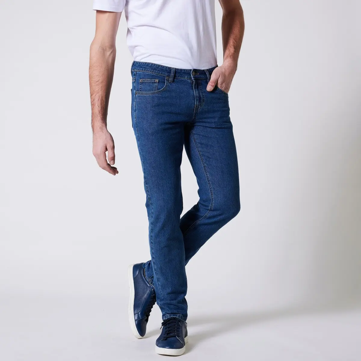 Džíny pro plnější postavu, s tvarovaným pasem a 5 kapsami, pro střední výšku postavy denim