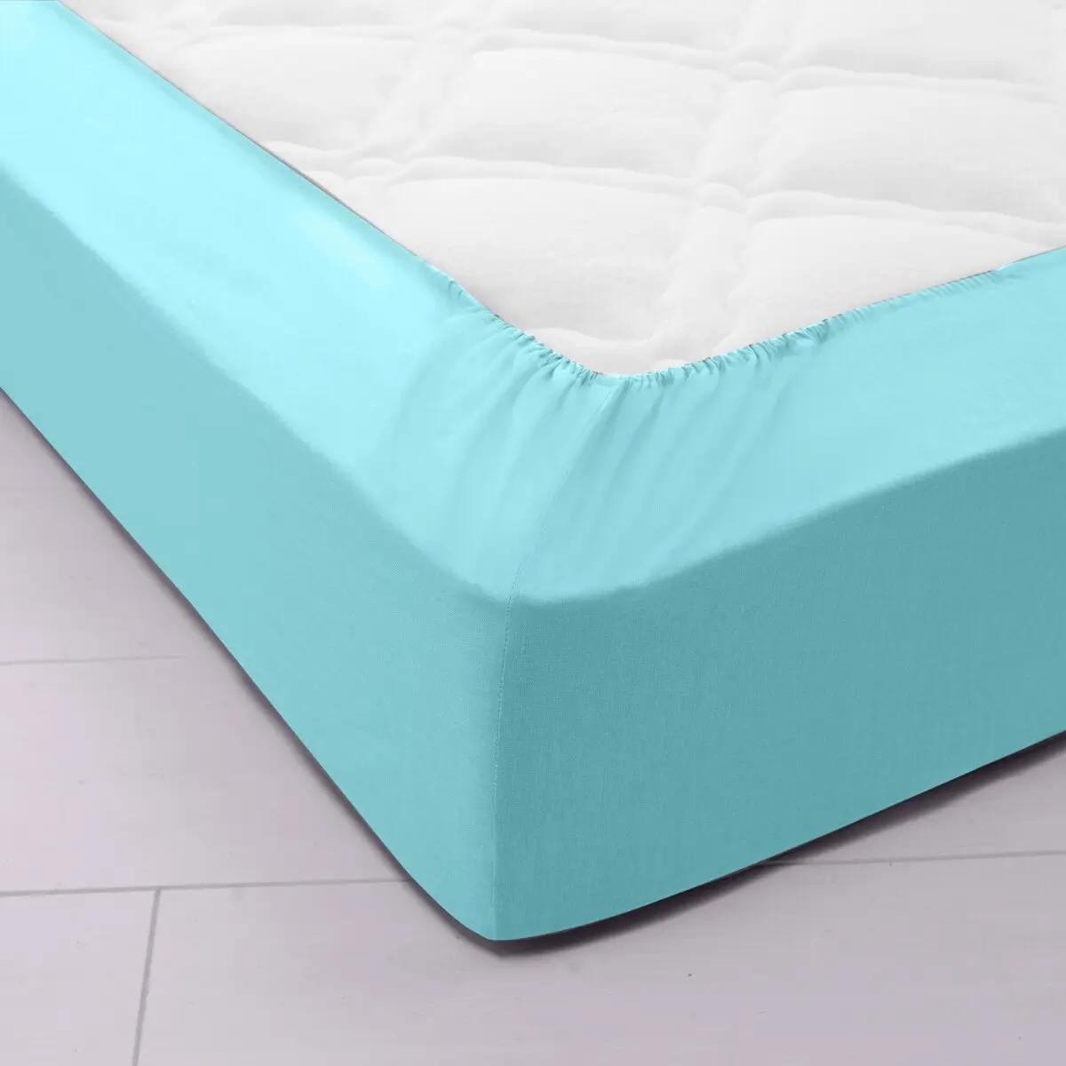 Jednobarevné napínací prostěradlo zn. Colombine® s hloubkou rohů 32 cm, z bavlny