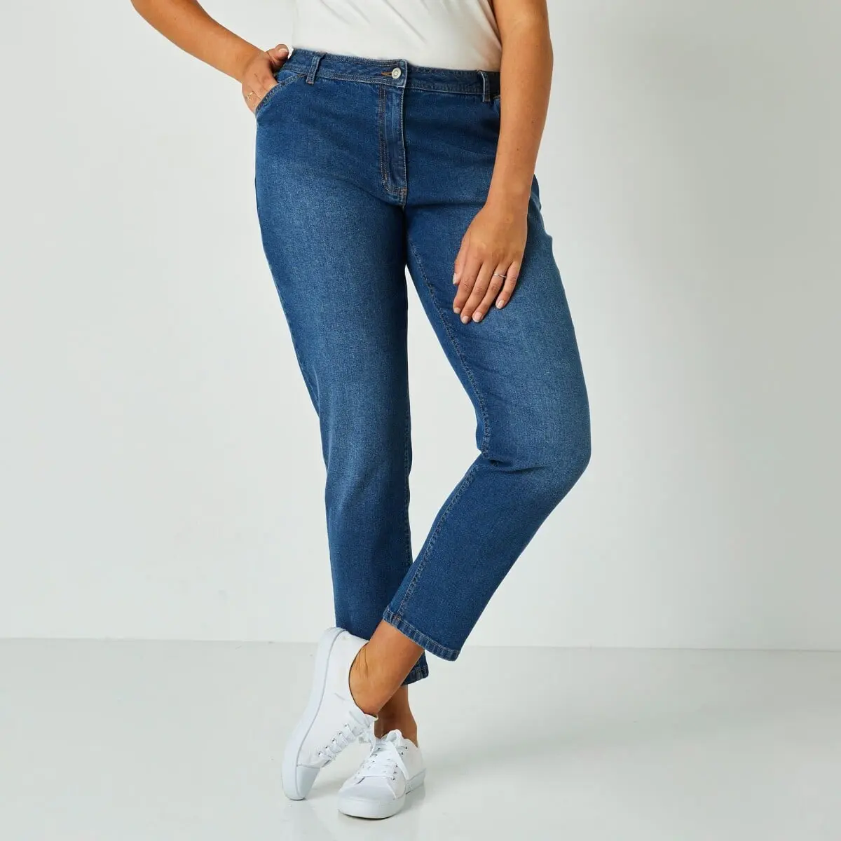 Džíny mom, strečový denim modrá 52