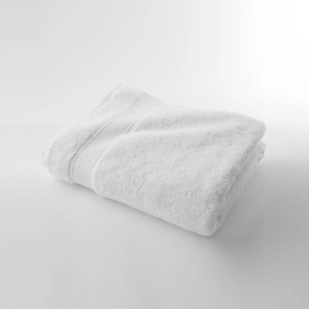Jednobarevná froté sada koupelnového textilu zn. Colombine, luxusní kvalita 540 g/m2 bílá 3 žínky 15x21 cm