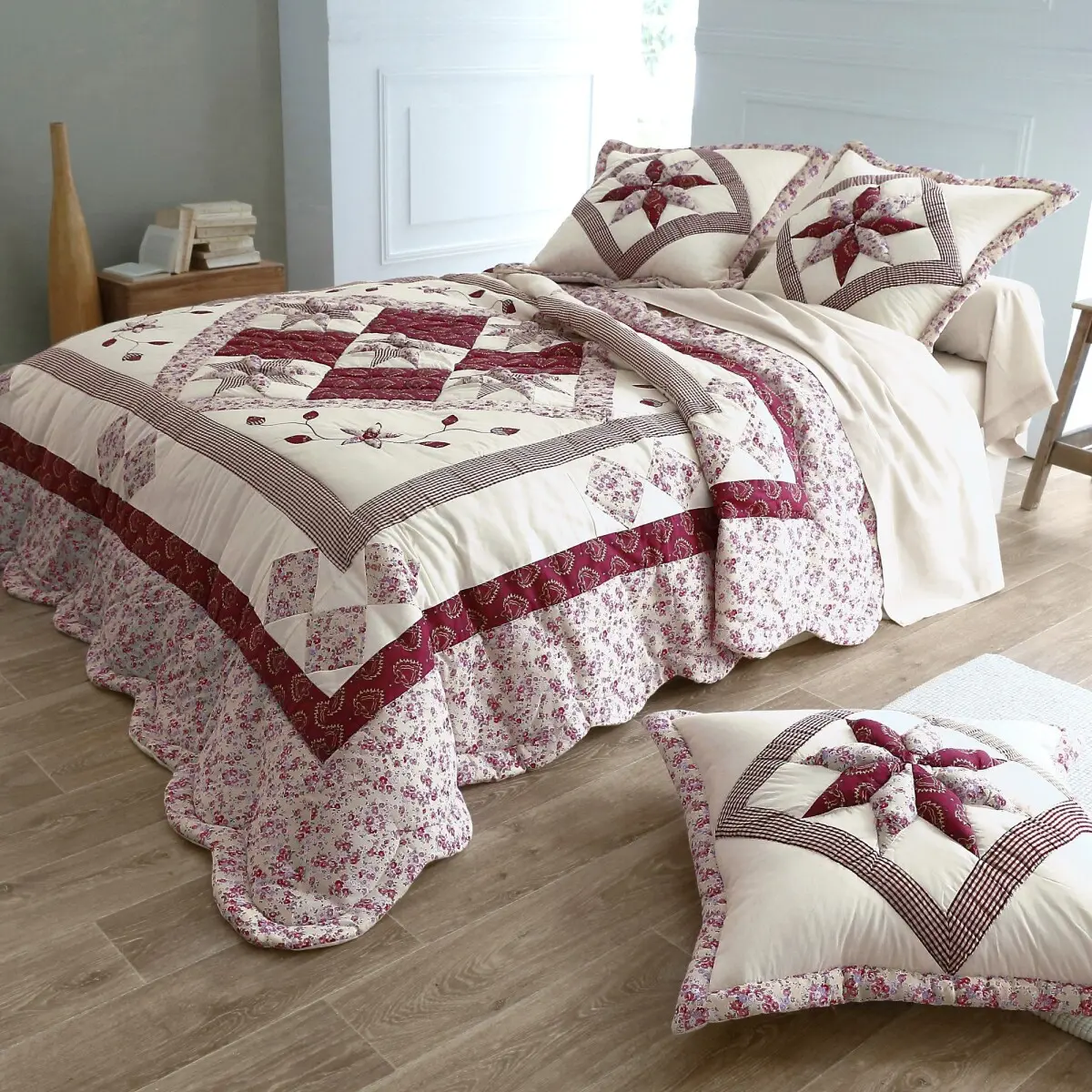 Přehoz na postel patchwork s potiskem květin
