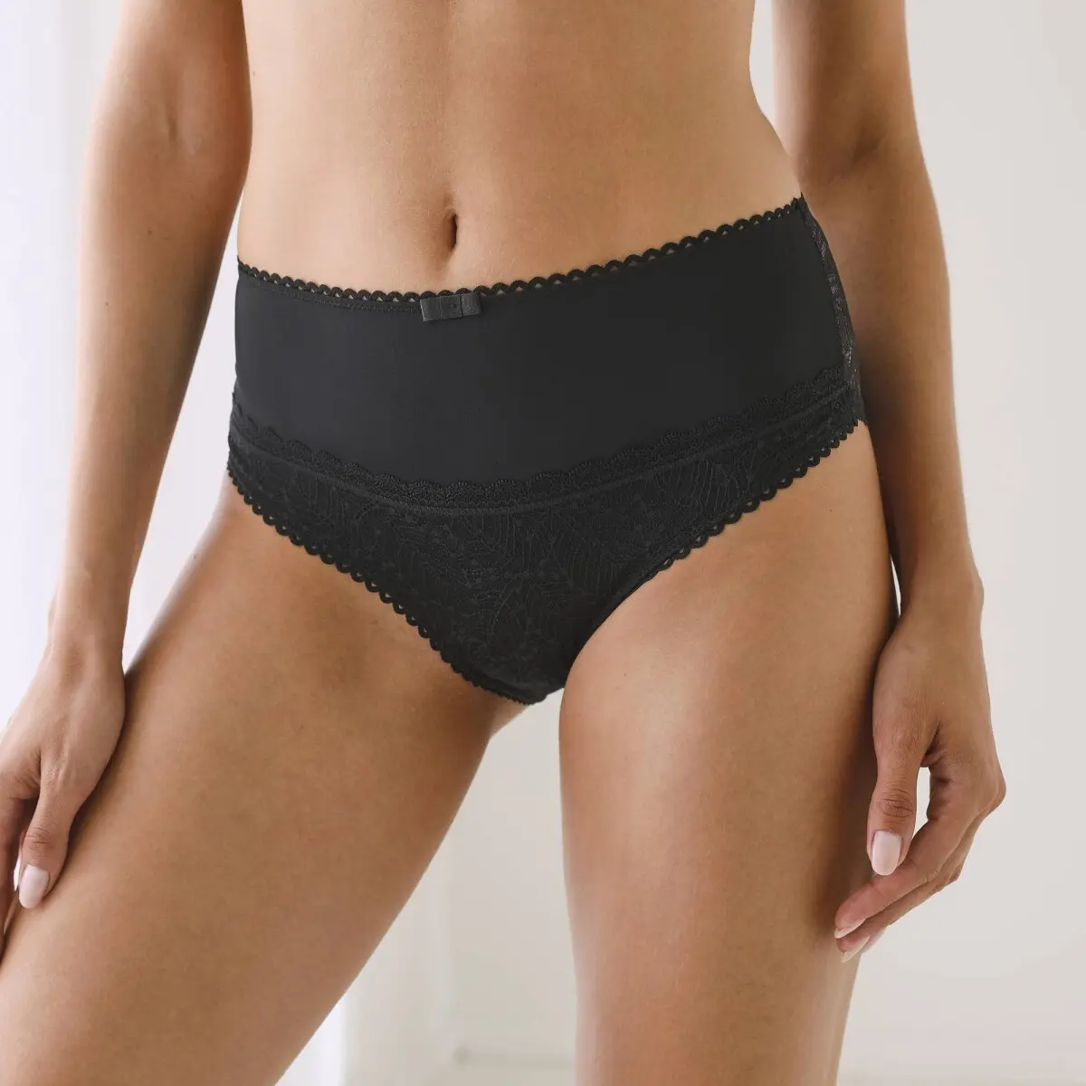 Sada 2 kalhotek maxi Isili zn. Confidence Lingerie z krajky a mikrovlákna
