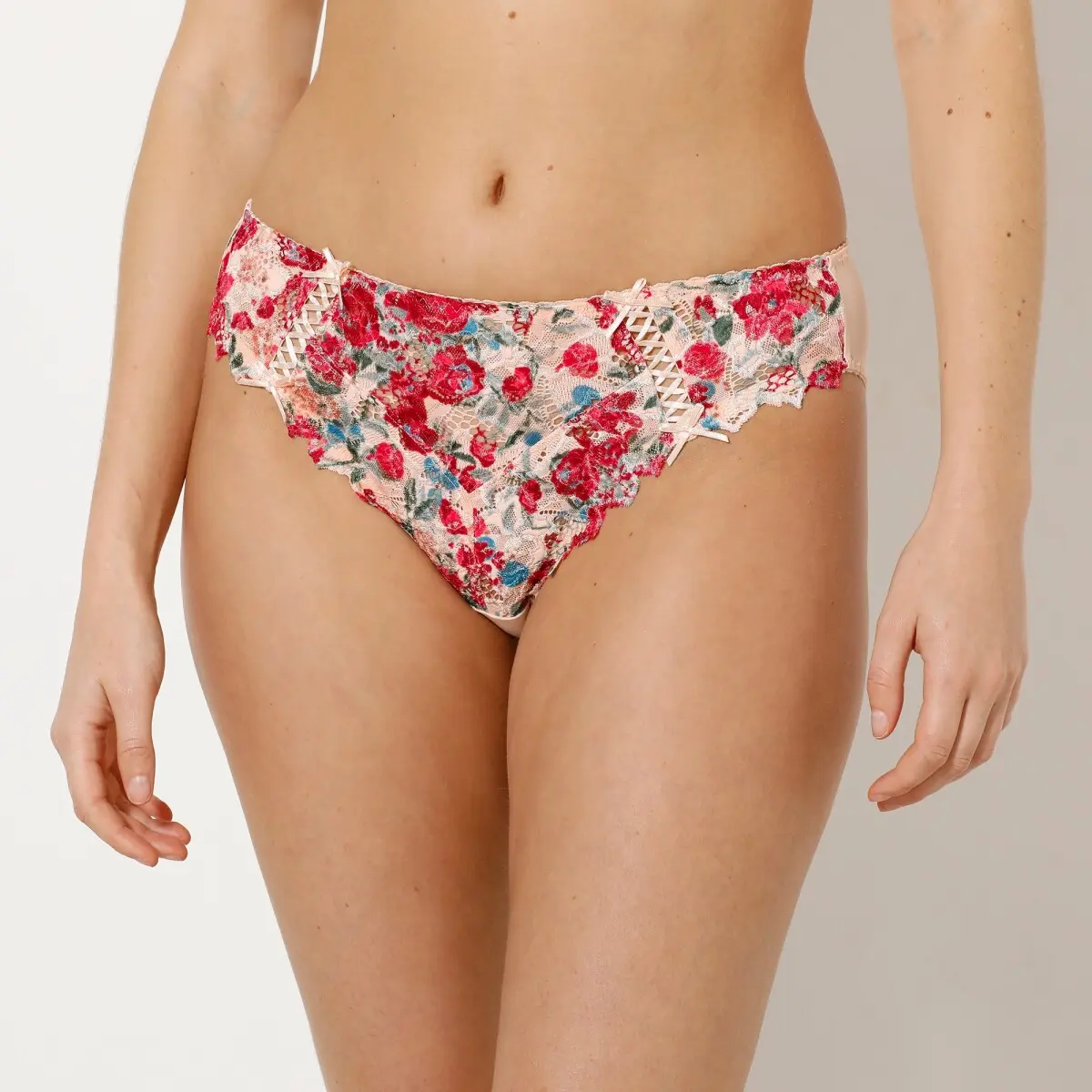 Krajkové kalhotky slip Arum